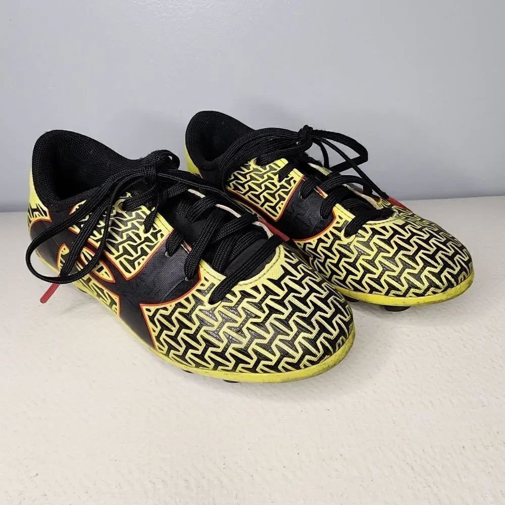 Under Armour Cleats Kids 11 Yellow Black Red Lace Up Sport Football Soccer Shoes